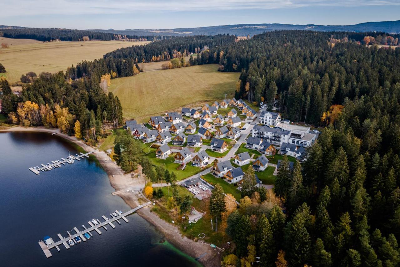 Deluxe Apartment Lipno - Lake Side Village, Frymburk Nad Vltavou Exterior photo